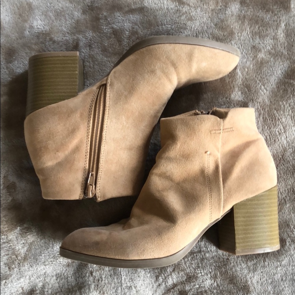 Tan bootie